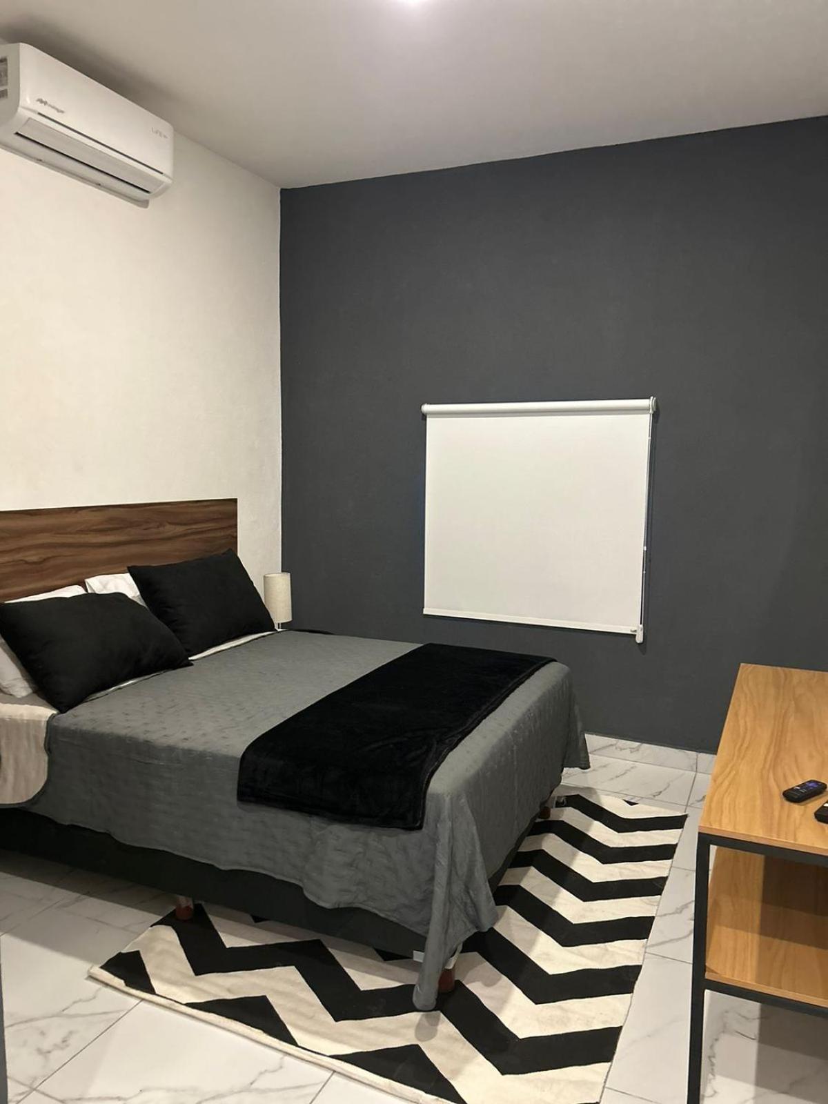 Vidrio Suites Col Americana Guadalajara Exterior foto